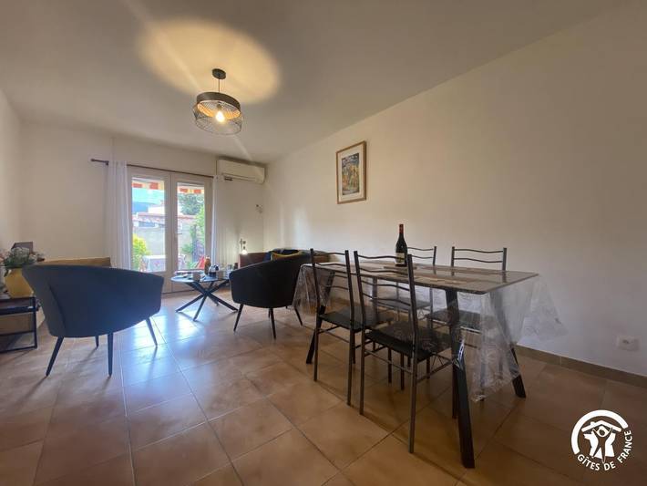 Gîte pour 5 personnes, avec jardin, animaux acceptés à Prades - 3