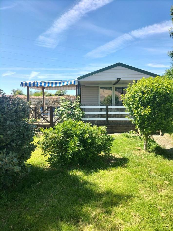 Mobil home pour 4 personnes, avec jardin à Cabariot