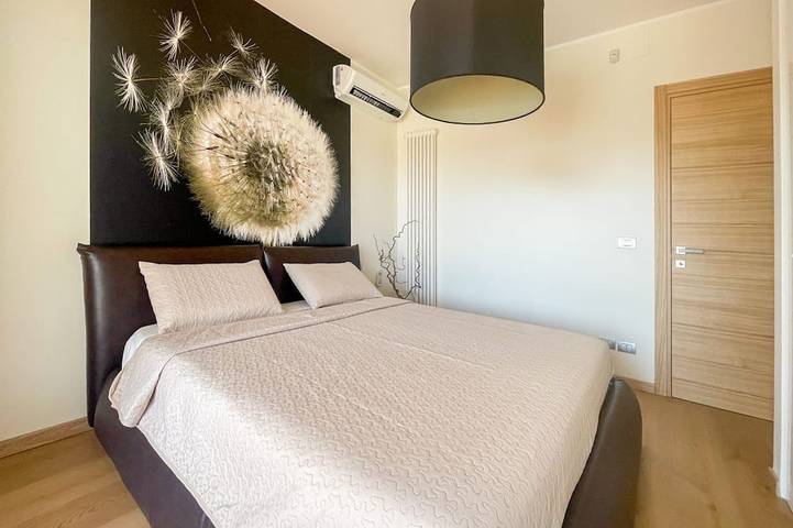 Ganze Wohnung, Riviera Palace - Royal, Three-room deluxe apartment in Venere Mare, Giulianova (Gemeinde)