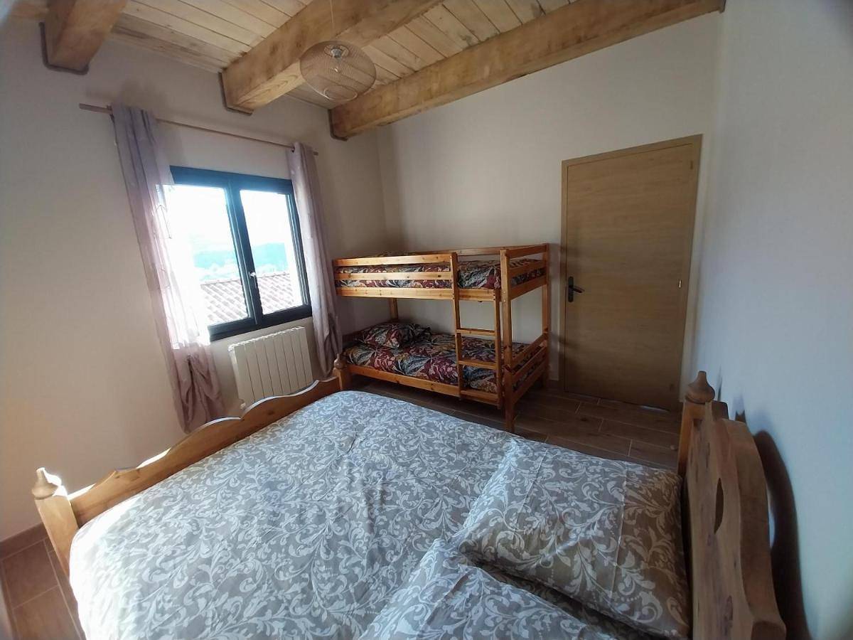 Appartement entier, Two-Bedroom Apartment in Millau, Parc naturel régional des Grands Causses