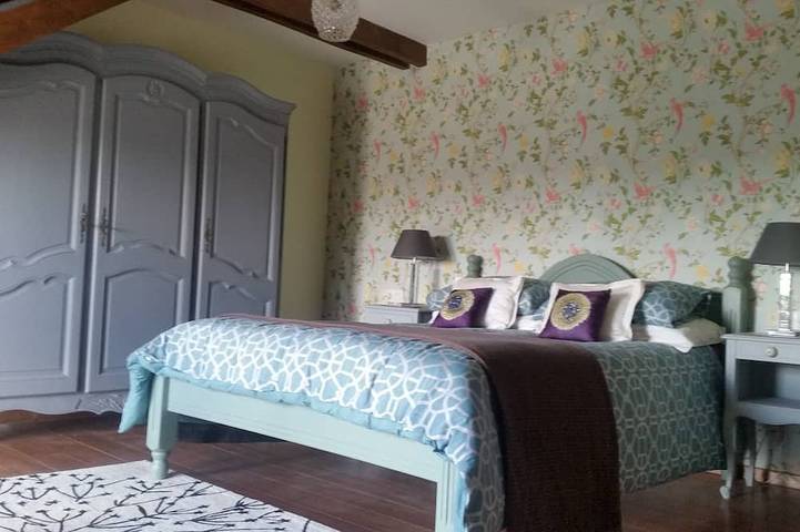 Gîte pour 4 personnes, avec jardin et balcon à Cast - 4