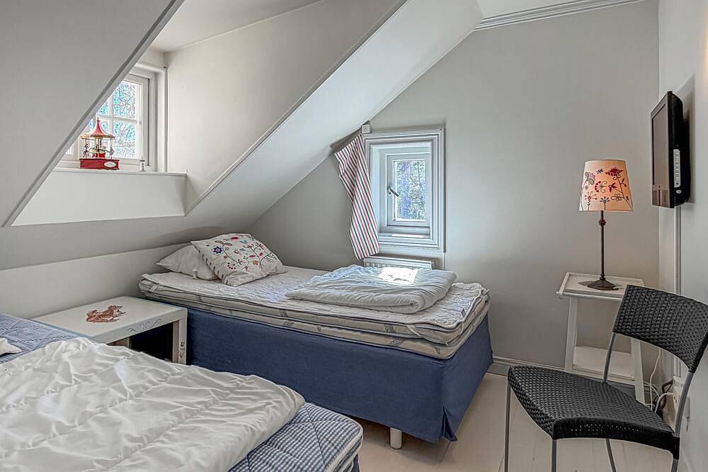 Lovely home in Saltsjöbaden with sauna in Nacka, Stockholmer Schärengarten