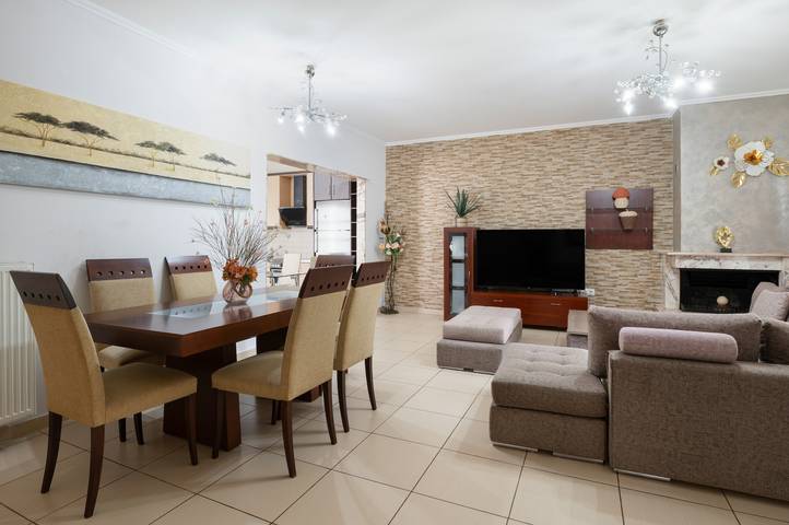 Ferienhaus für 8 Personen, mit Balkon und Garten in Kalamata - 3
