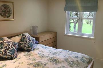 Log Cabin for 2 People in Sandhurst (Berkshire), Bracknell Forest, Photo 2