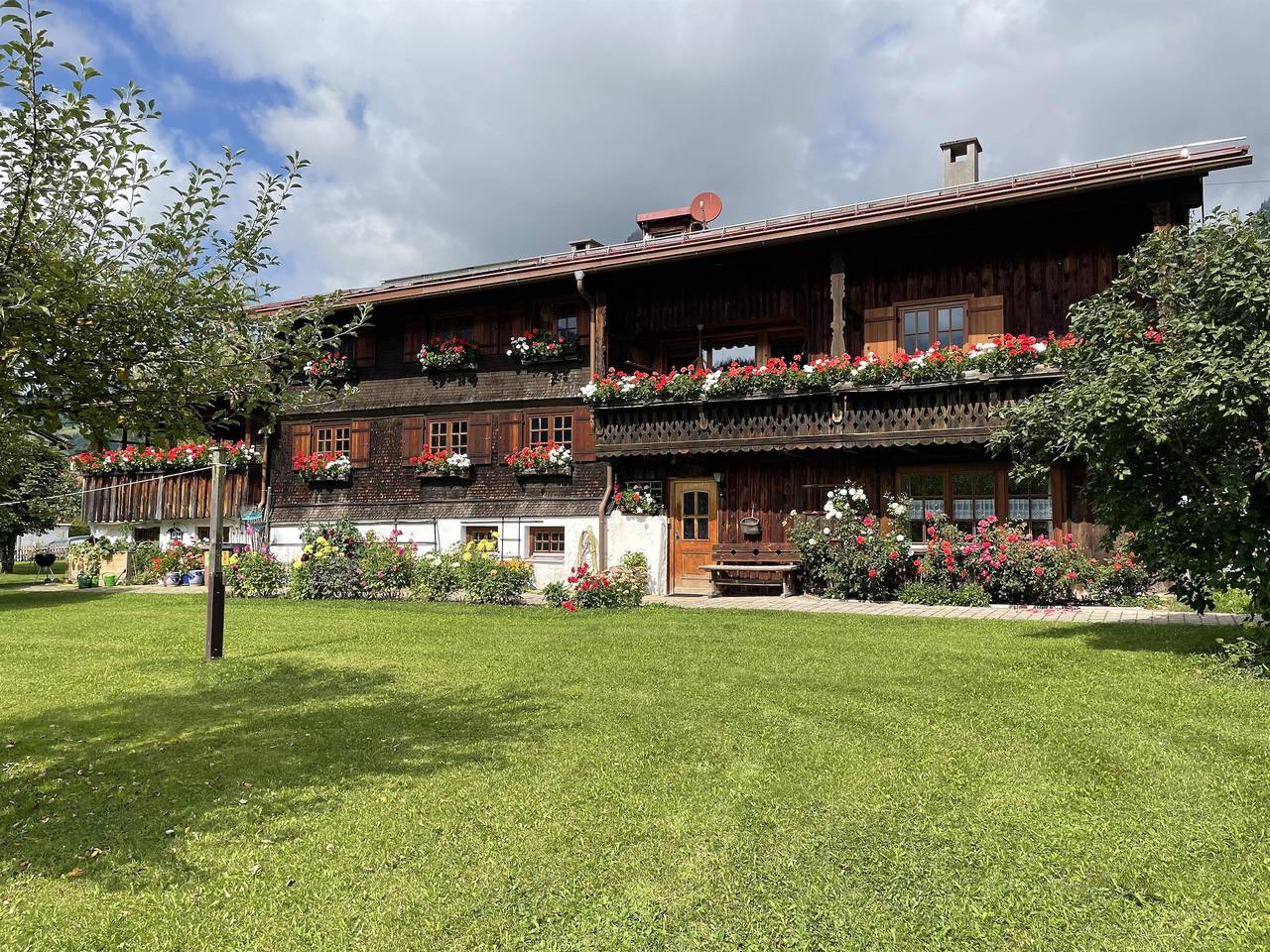 Ganze Ferienwohnung, Landhaus Tuffentsammer in Bad Oberdorf, Bad Hindelang