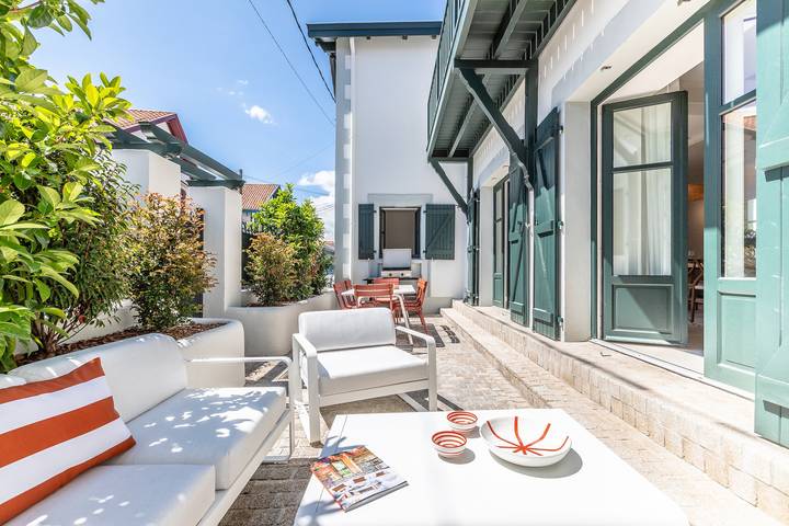 Location de vacances pour 8 personnes, avec balcon dans Plage de la côte des Basques - 2