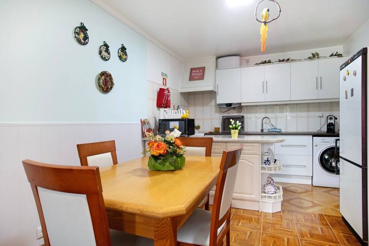 Casa de vacaciones "Sea Pearl" con terraza privada y Wi-Fi in Praia da Areia Branca, Lourinhã