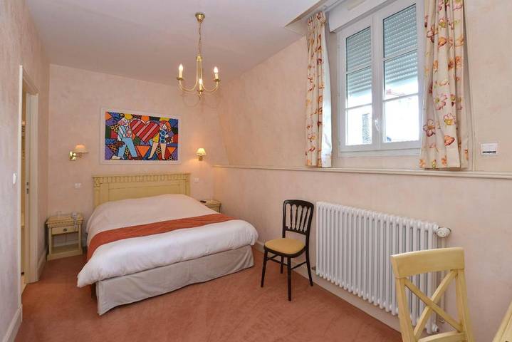 Hôtel pour 2 personnes, avec piscine et terrasse dans Aÿ-Champagne - 3
