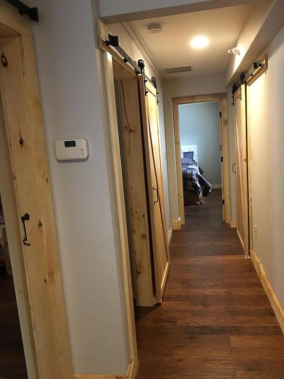 Downtown Main Street-2Br \"Bär\" in Blue Ridge Parkway, Blowing Rock