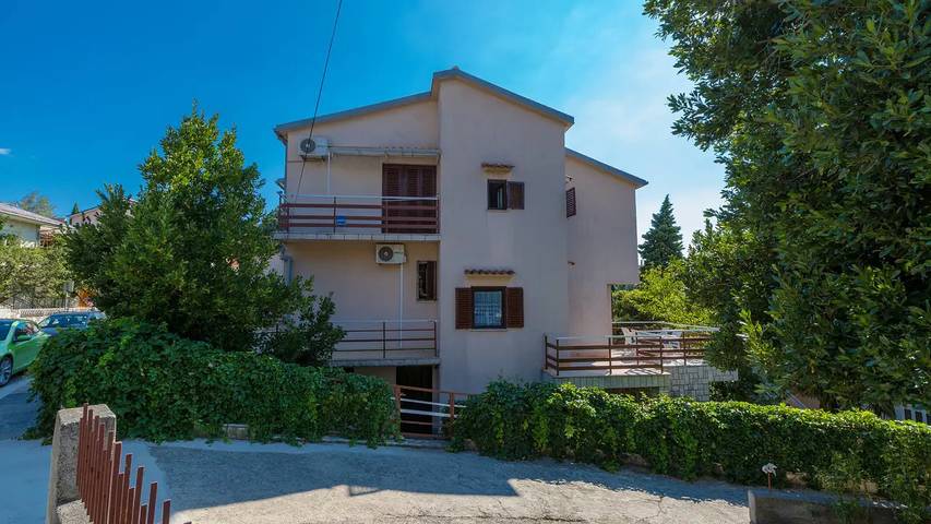 Ferienwohnung für 3 Personen, mit Balkon und Terrasse in Selce - 4