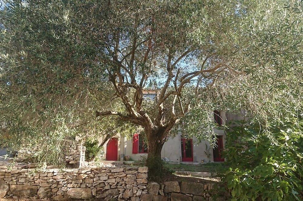 Grande maison familiale (6/8 pers.) en pays Cathare in Montlaur (Languedoc-Roussillon), Région de Limoux