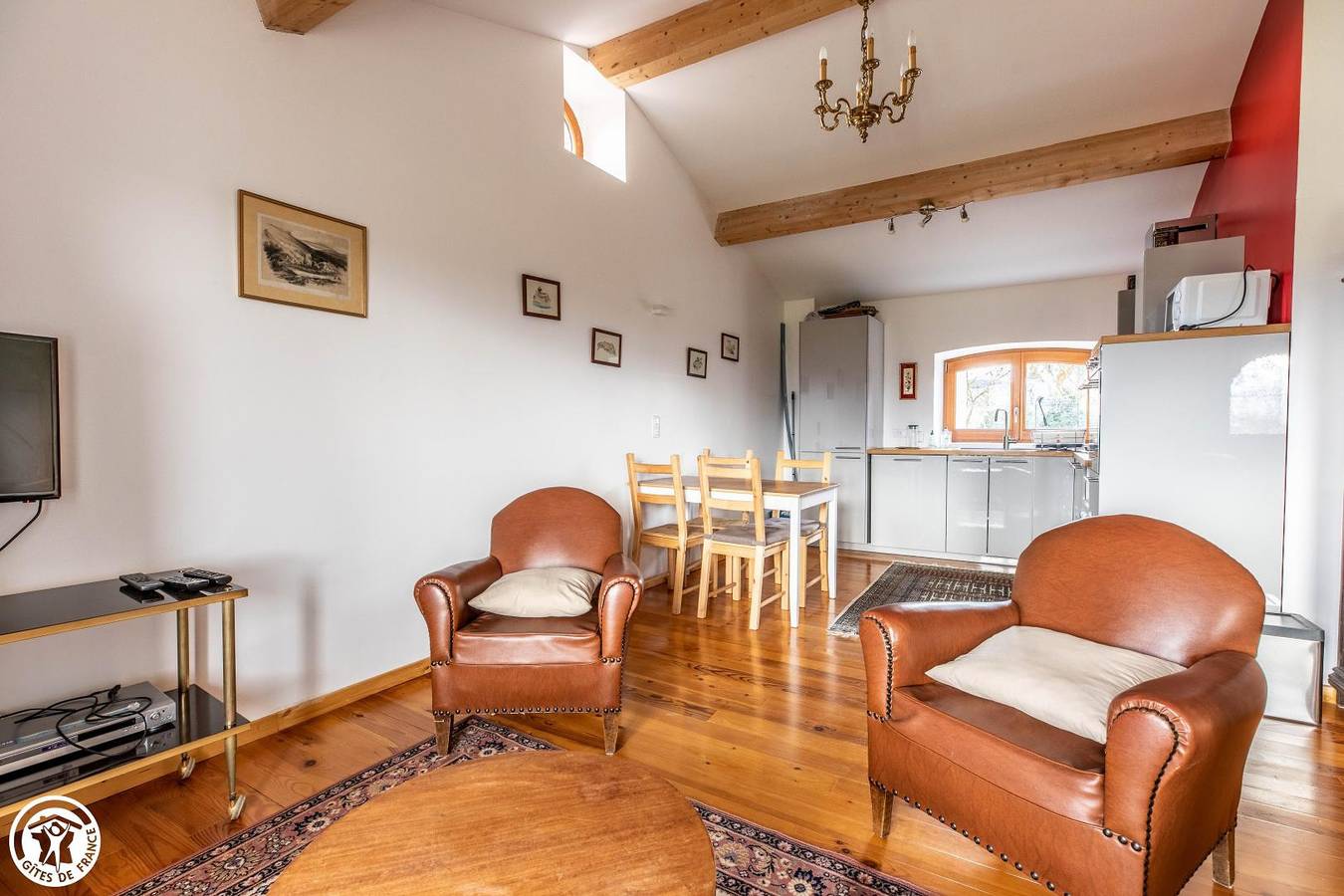 Gîte de Longat Puy-de-Dôme in Saint-Germain-Lembron, Besse-et-Saint-Anastaise region