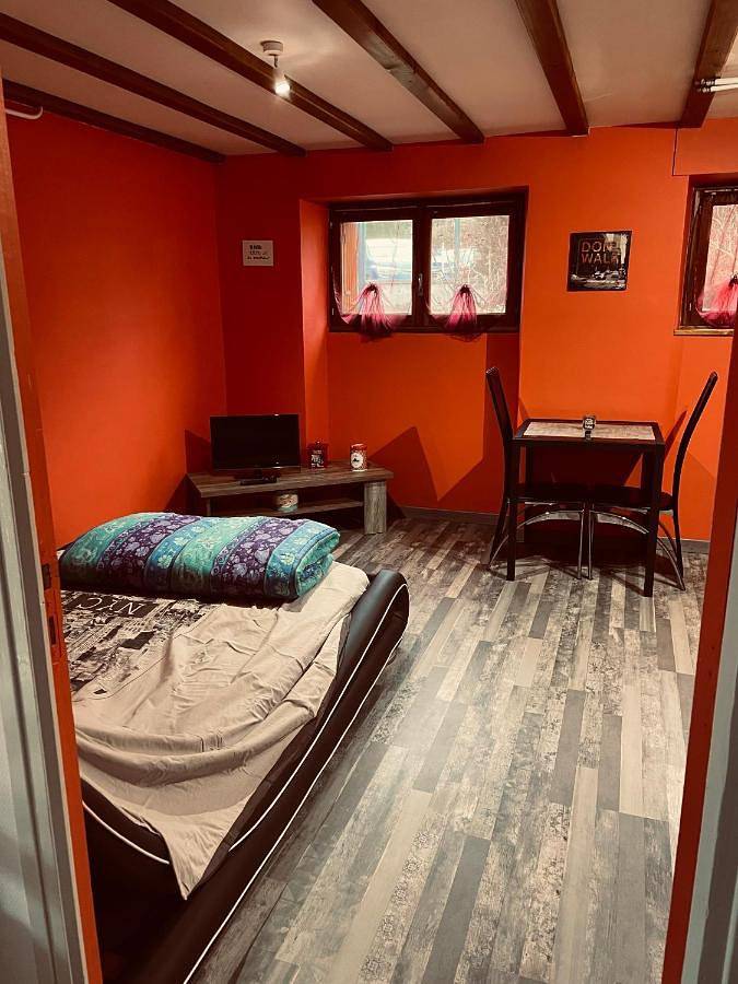 Hôtel pour 2 personnes, avec vue ainsi que jardin et terrasse à Saint-Chély-d'Apcher