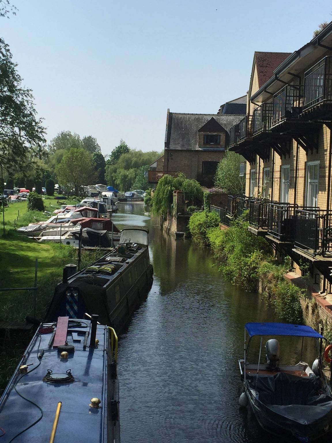 Entire apartment, Marina View Duplex Apt 2 Br Parking St Neots Town Centre in St Neots, Cambridgeshire