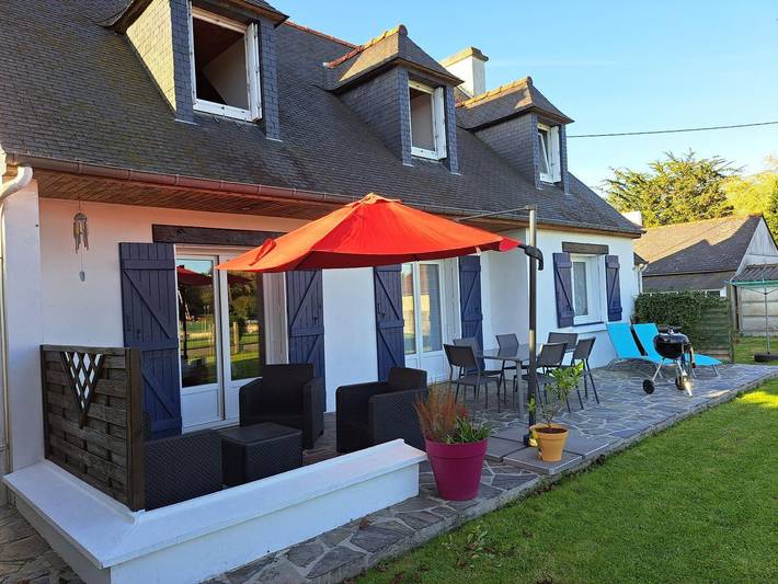 Gîte pour 6 personnes, avec jardin et terrasse