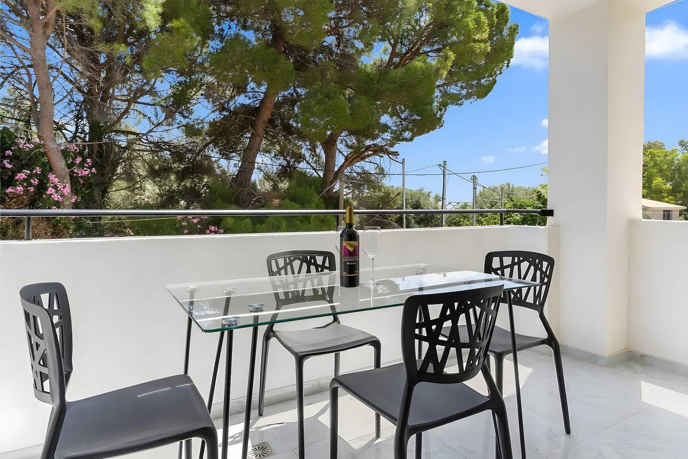 Appartamento intero, Appartamento 'Miralis' con Vista Montagna, Wi-Fi e Aria Condizionata in Nikiana, Grecia