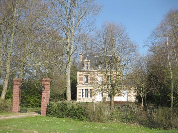 Chambre d’hôte pour 2 personnes, avec Terrasse et Jardin ainsi que Piscine et Vue