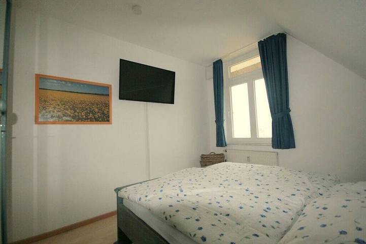 Ganze Wohnung, Reetdach, 82m², eigene Terrasse, Wlan, 2 Schl-Z, großes Bad, in Stolpe auf Usedom, Usedom