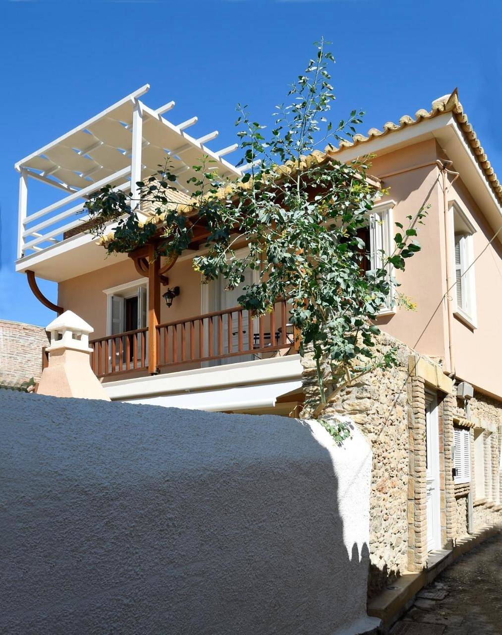 Ganze Wohnung, Bella's Rustic Suites in Nafplio, Argolis