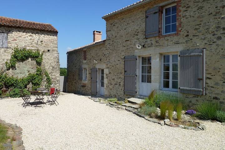 Gîte pour 8 personnes, avec jardin