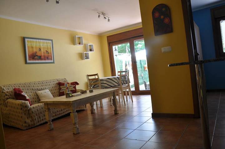 Entre mar y bosque, ideal para parejas, lugar tranquilo a 5 minutos de la playa in Moaña, Rias Baixas