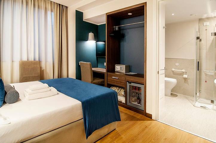 Hôtel pour 2 personnes, avec jardin dans Ostie - 4