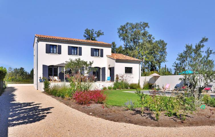 Location de vacances pour 8 personnes, avec terrasse à Barbentane - 2
