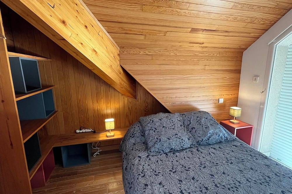 Entire apartment, T4 apartment in the heart of the village, 4 Diamonds, secure Wifi, in Saint-Lary-Soulan, Pyrenees National Park
