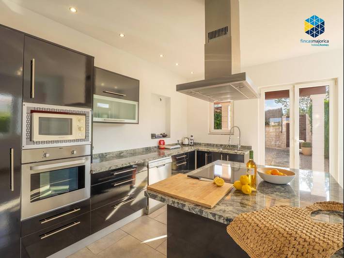 Finca für 4 Personen, mit Pool und Balkon in Cala Mendia - 4