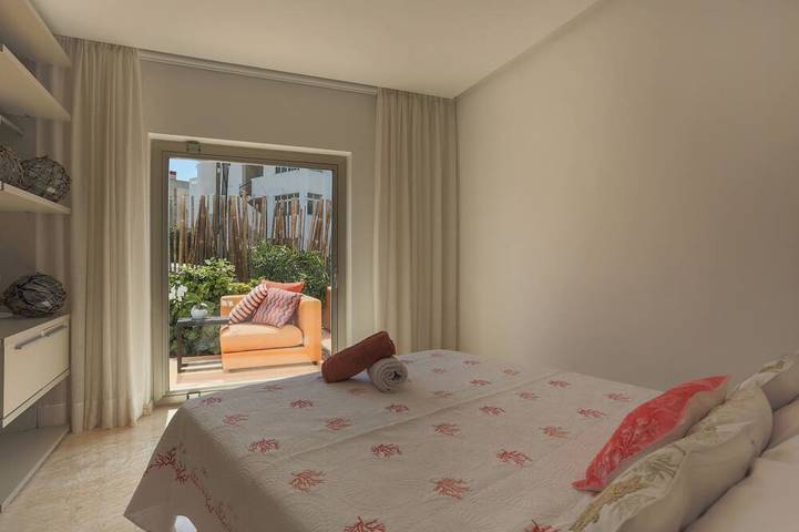 Location de vacances pour 8 personnes, avec jardin et terrasse dans Playa d'en Bossa - 4