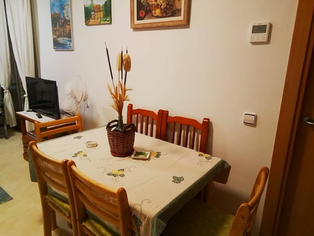 Ganze Wohnung, Apartment 'Cubelles' mit Meerblick, privater Terrasse und Klimaanlage in Cubelles, Garraf