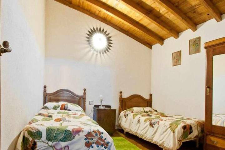 Casa rural para 8 personas, con jardín en Navatejares - 4