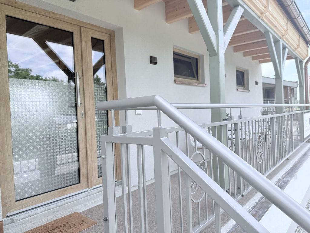 Entire apartment, Holiday apartment with 1 bedroom in Großpösna, Neuseenland