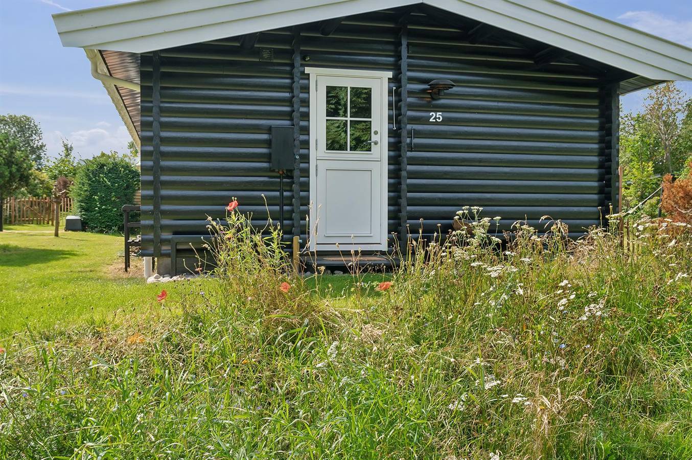 3 bedroom pet friendly home in Dronningmølle in Dronningmølle, Kattegat Küste