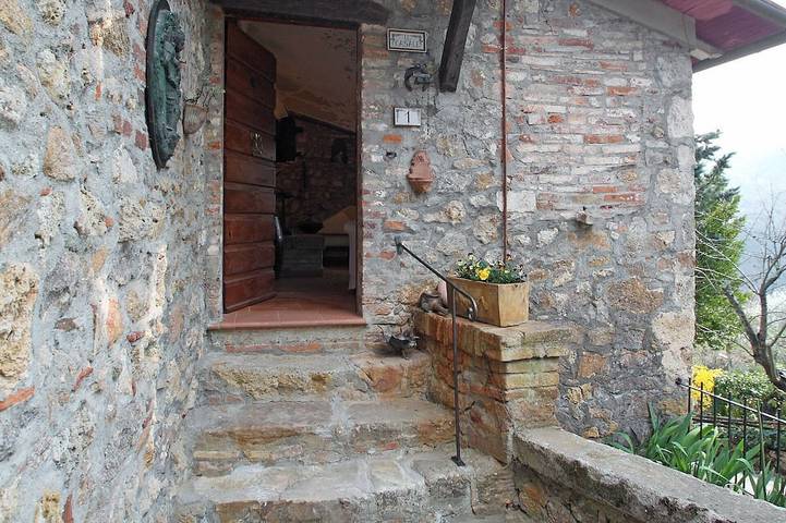 Villa pour 6 personnes, avec jardin à Monticiano