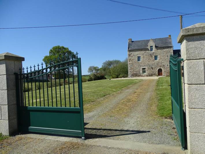 Gîte pour 8 personnes, avec jardin, animaux acceptés