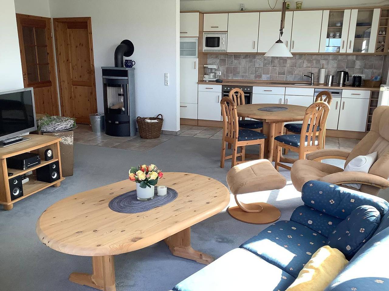 Ganze Wohnung, Großzügige Ferienwohnung mit Terrasse, Garten und Kamin in Schlagsdorf in Schlagsdorf ( Fehmarn), Fehmarn