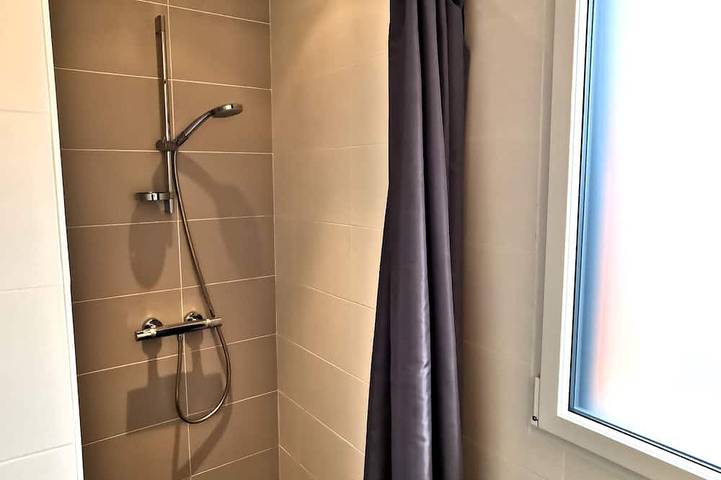 Location de vacances pour 3 personnes, avec jardin à Brem-sur-Mer - 4