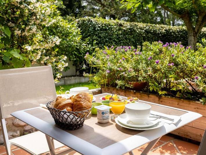 Chambre d’hôte pour 2 personnes, avec jardin ainsi que vue et terrasse à Bidart - 4