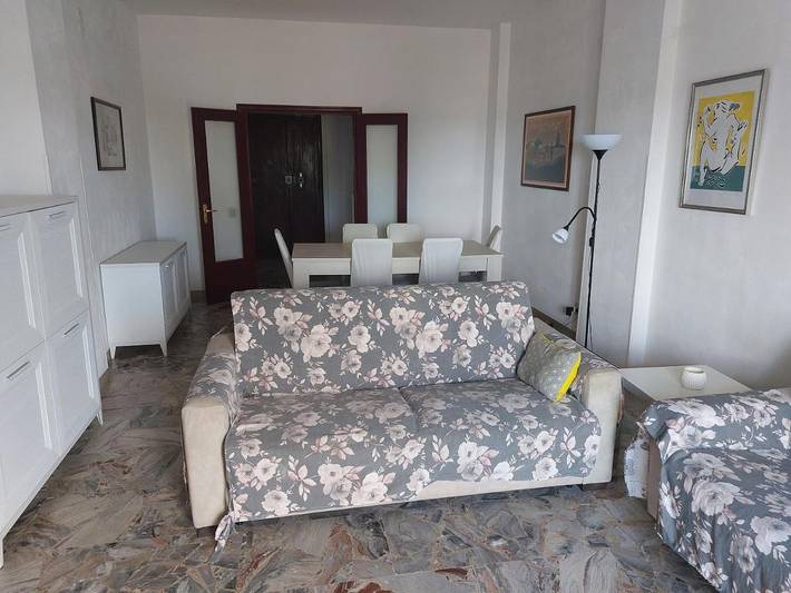 Ferienwohnung für 8 Personen, mit Ausblick und Balkon in Pescara - 3