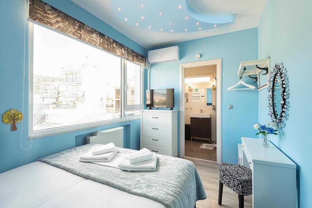 Ganze Wohnung, Luxury Presidential Suite Mit herrlichem Blick auf die Stadt in Evaggelistria, Agios Pavlos