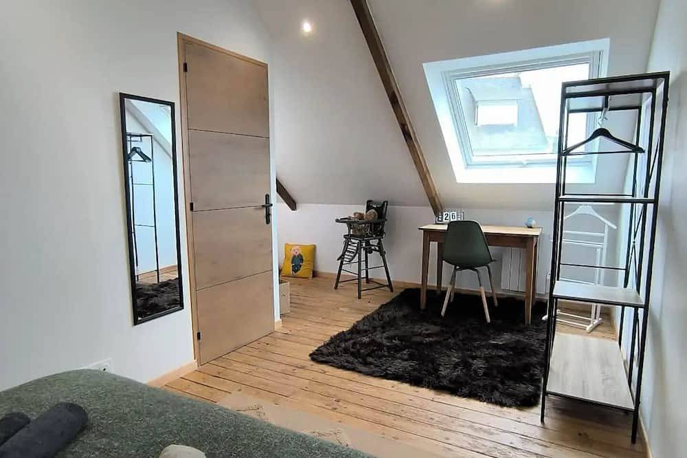 Venez découvrir notre maison de pécheur rénovée à 5 min à pied de la plage in Saint-Brieuc, Côte de Goëlo