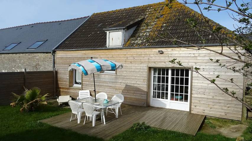 Location de vacances pour 4 personnes, avec jardin à Cosqueville - 2