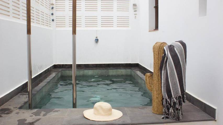 Ferienhaus für 6 Personen, mit Ausblick und Pool sowie Terrasse - 1