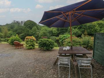 Glamping for 3 People in Pembrokeshire, South-Wales, Photo 2
