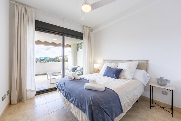 Gîte pour 4 personnes, avec Terrasse ainsi que Jardin et Piscine à Vera - 3