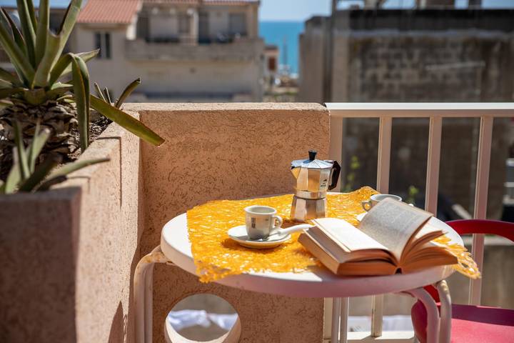 Gîte pour 8 personnes, avec balcon à Donnalucata - 2