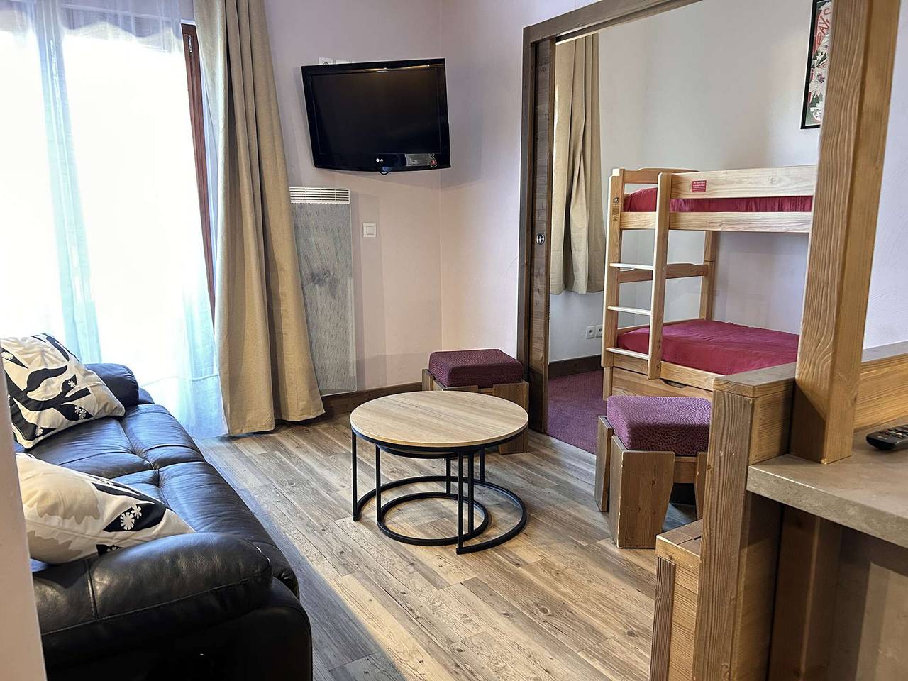Appartement entier, Appartement 2P cabine, 4 couchages, piscine, sauna, proche pistes – Risoul 1850 in Station de Risoul, Risoul