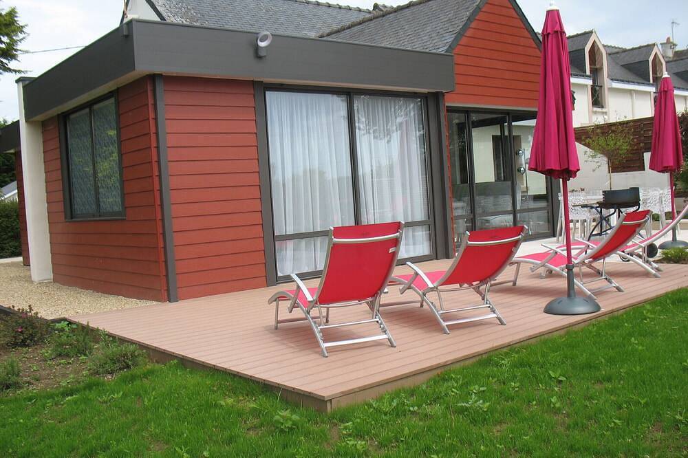 Casa 4 * piscina Wifi gratis 28 °; Tenis; Parque arbolado de 15,000 m²; estacionamiento in Clohars-Carnoët, Côte de Cornouaille