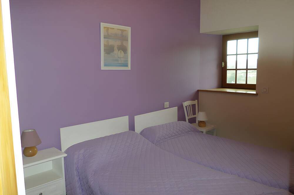 Entire apartment, Apartment/House at the Etchechurikoborda Farm in Ainhoa, Bayonne region